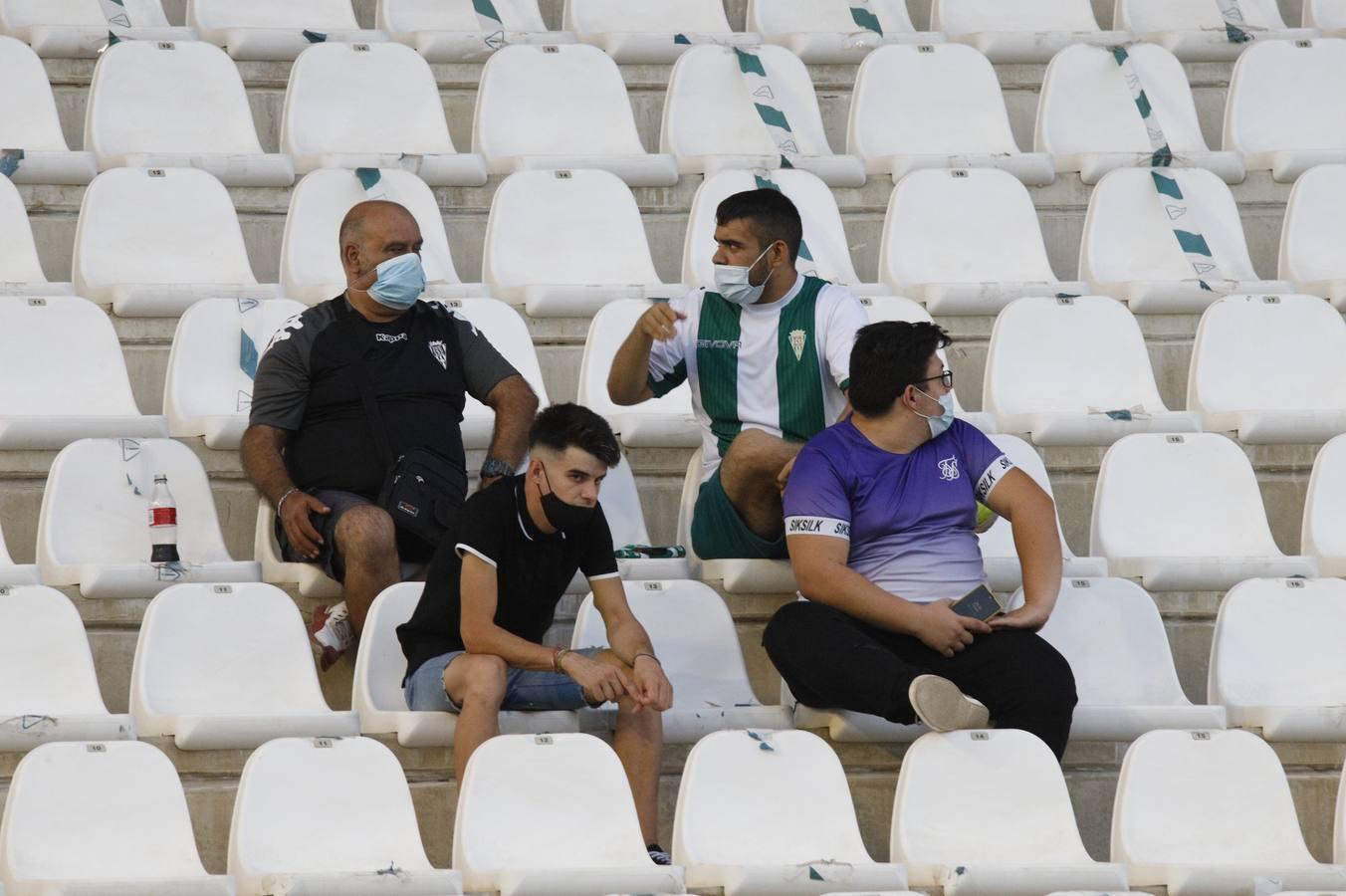 El regreso del público en el Córdoba-Rayo Majadahonda, en imágenes