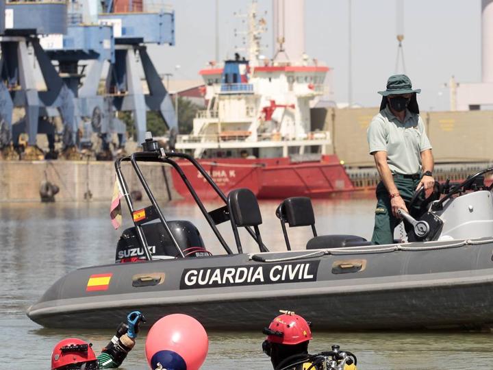 Sevilla fue uno de los primeros destinos donde se abrieron equipos de buceadores de la Guardia Civil en territorio nacional