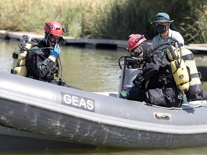 Sevilla fue uno de los primeros destinos donde se abrieron equipos de buceadores de la Guardia Civil en territorio nacional