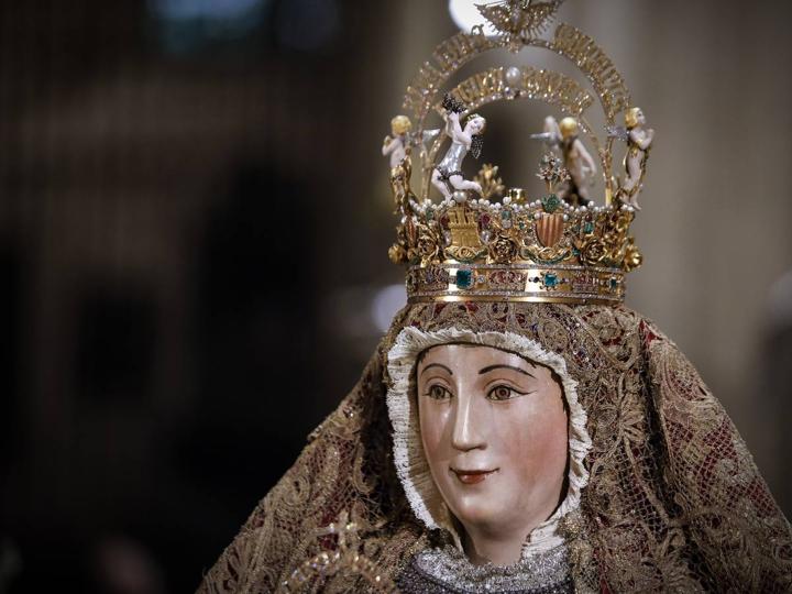 La novena de la Virgen de los Reyes, en imágenes