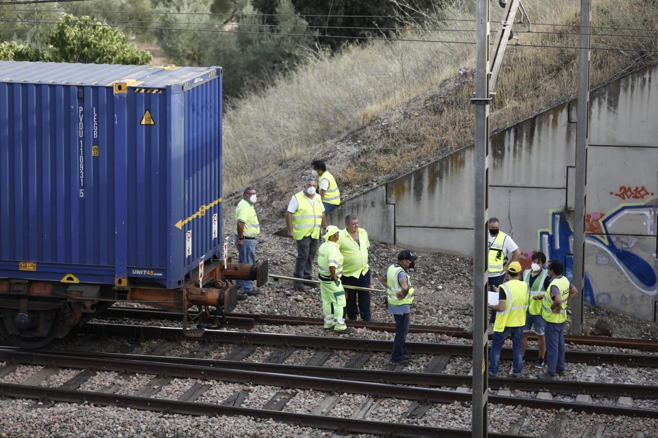 El descarrilamiento del tren en Montoro, en imágenes