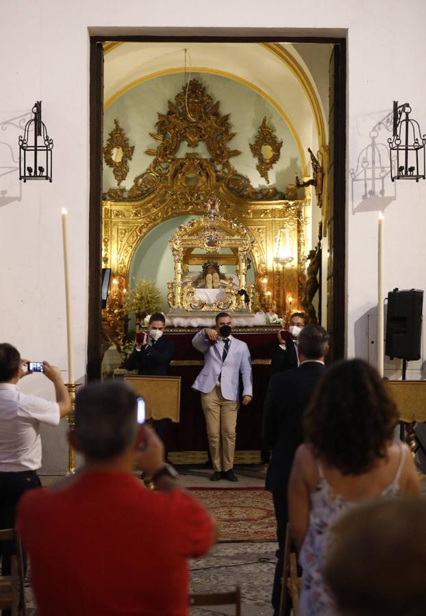 El Vía Lucis de la Virgen del Tránsito de Córdoba, en imágenes