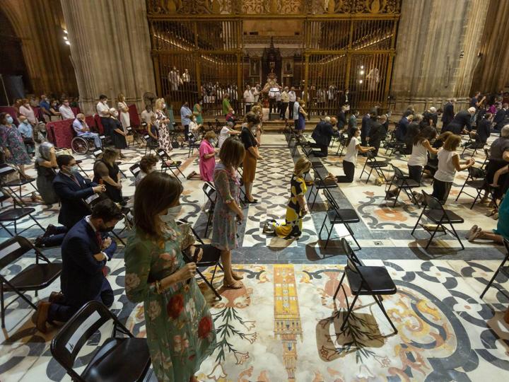 Meneses ha mostrado su deseo de hacer un acto extraordinario con la Virgen de los Reyes