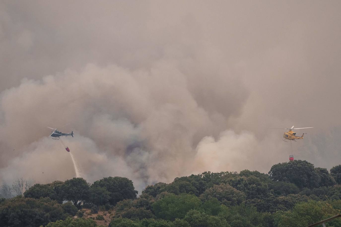 El domingo se elevó el incendio a nivel 2. 