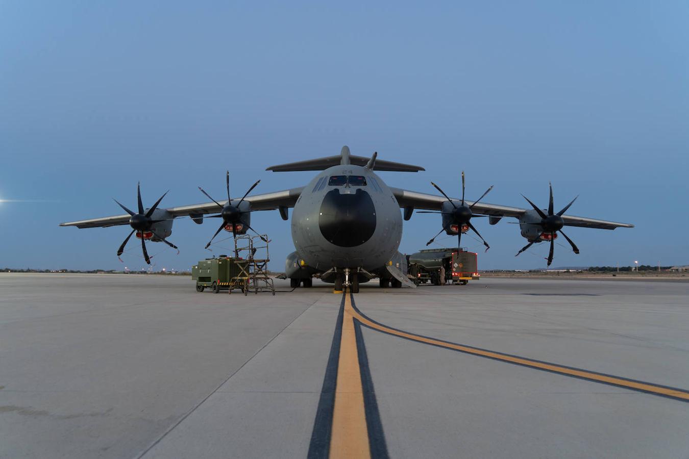 En imágenes, el despegue del primer avión desde Zaragoza para la repatriación de españoles de Afganistán