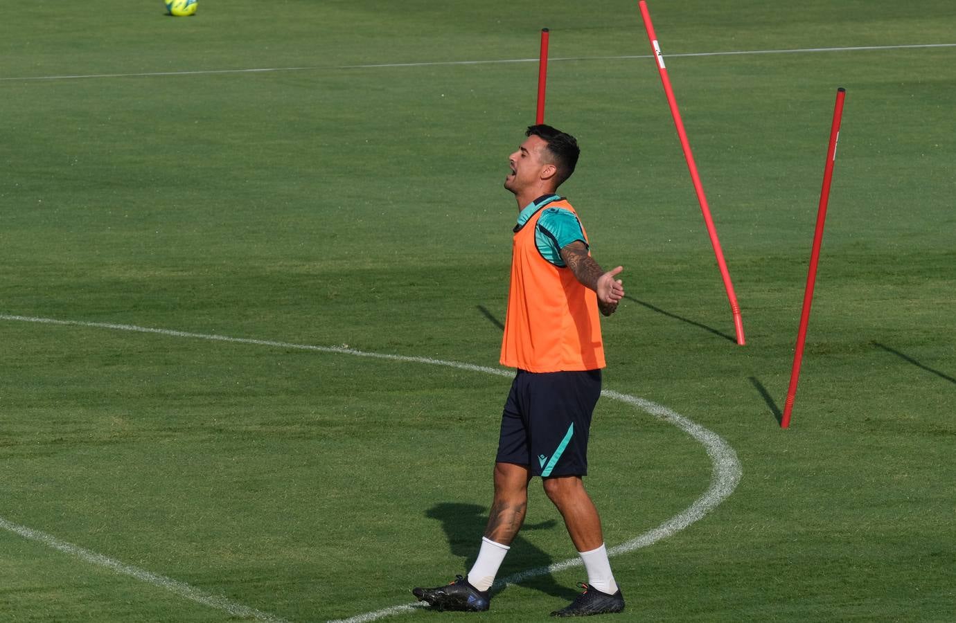 FOTOS: Entrenamiento del Cádiz CF antes de visitar el Benito Villamarín