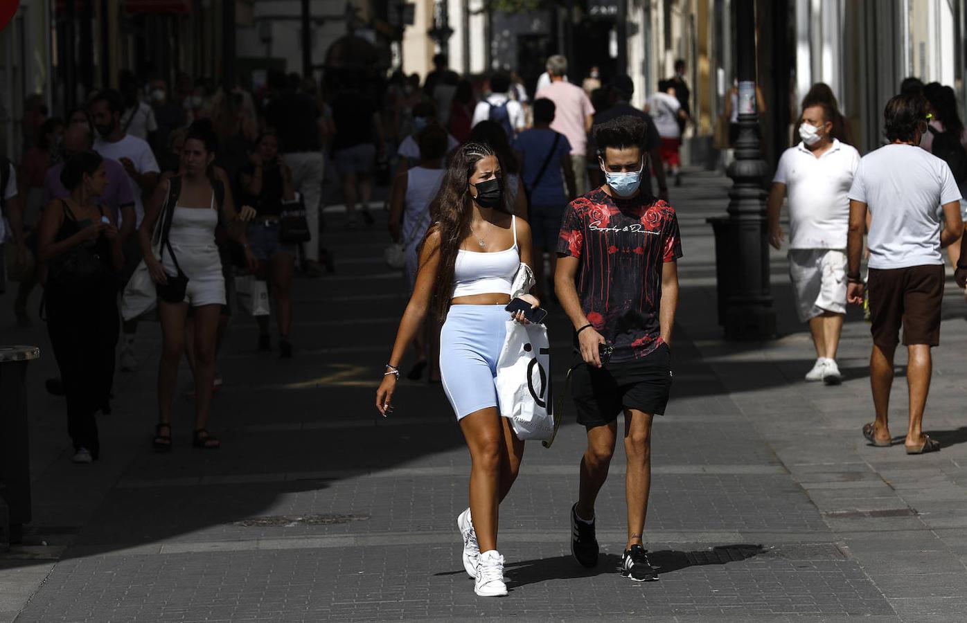 En imágenes, Córdoba recobra la actividad tras el puente de agosto