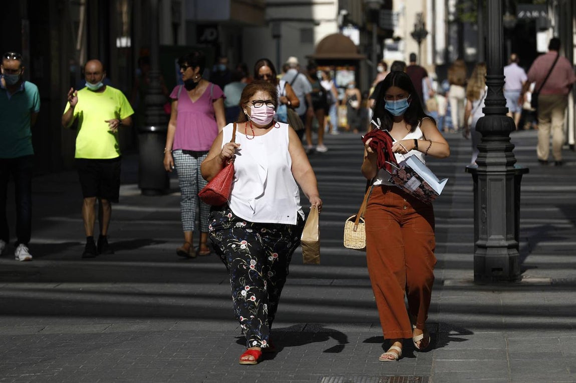 En imágenes, Córdoba recobra la actividad tras el puente de agosto