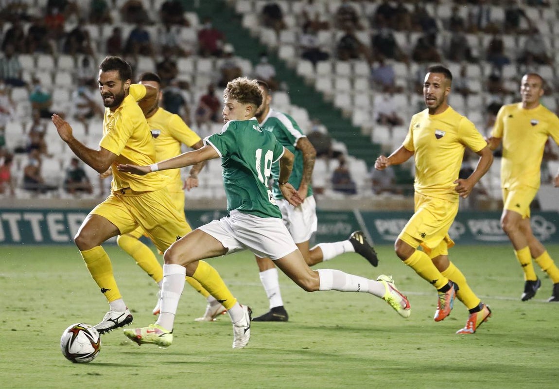 El Córdoba-Extremadura, en imágenes