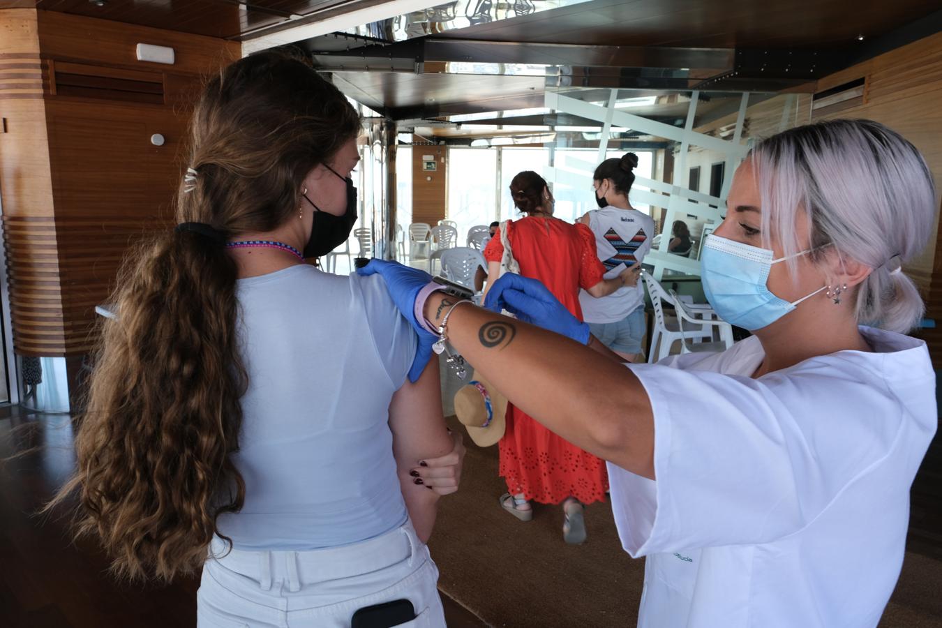 Vacunación sin cita en el centro náutico Elcano