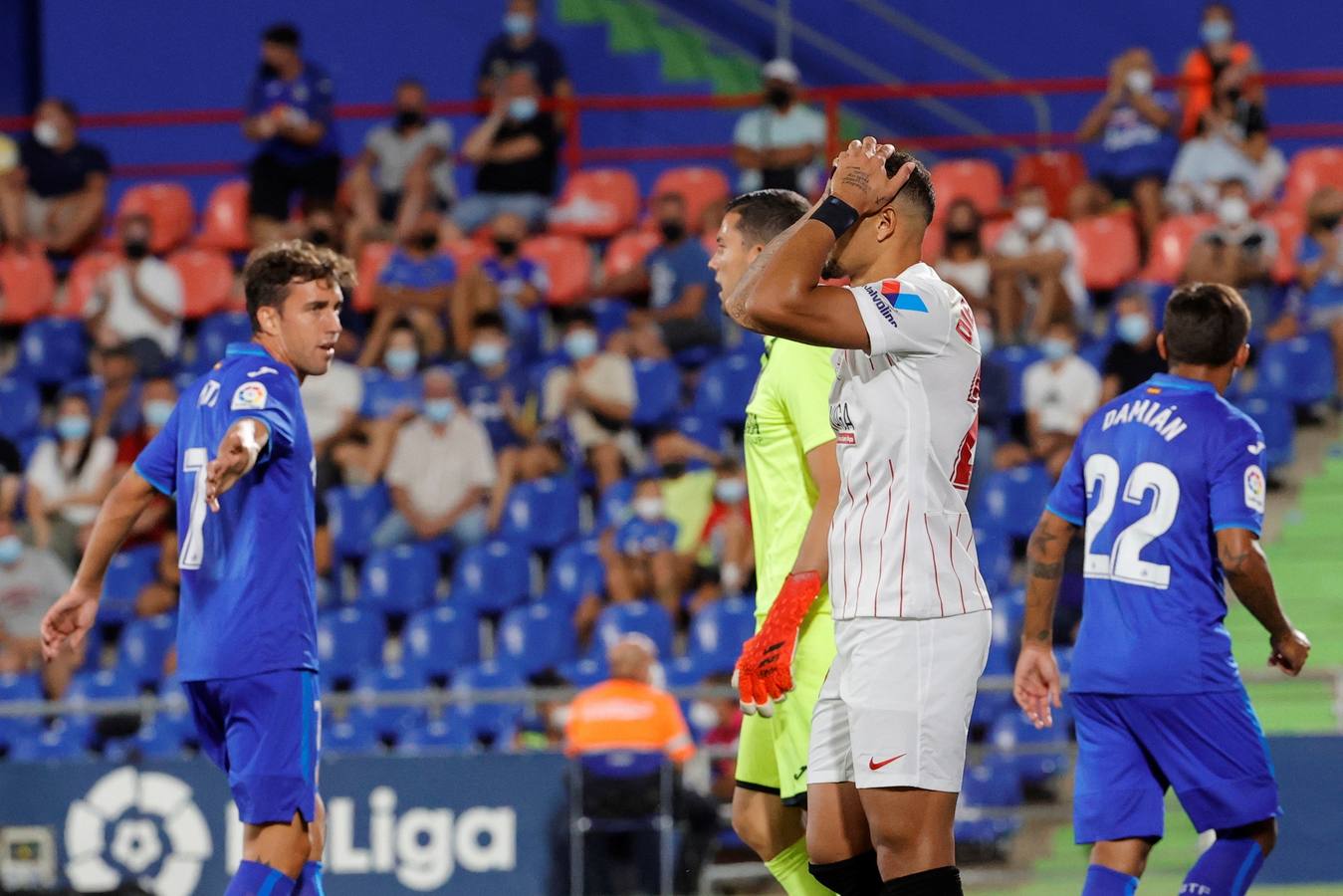 Partido ﻿entre el Getafe y El Sevilla disputado en el Coliseum Alfonso Pérez