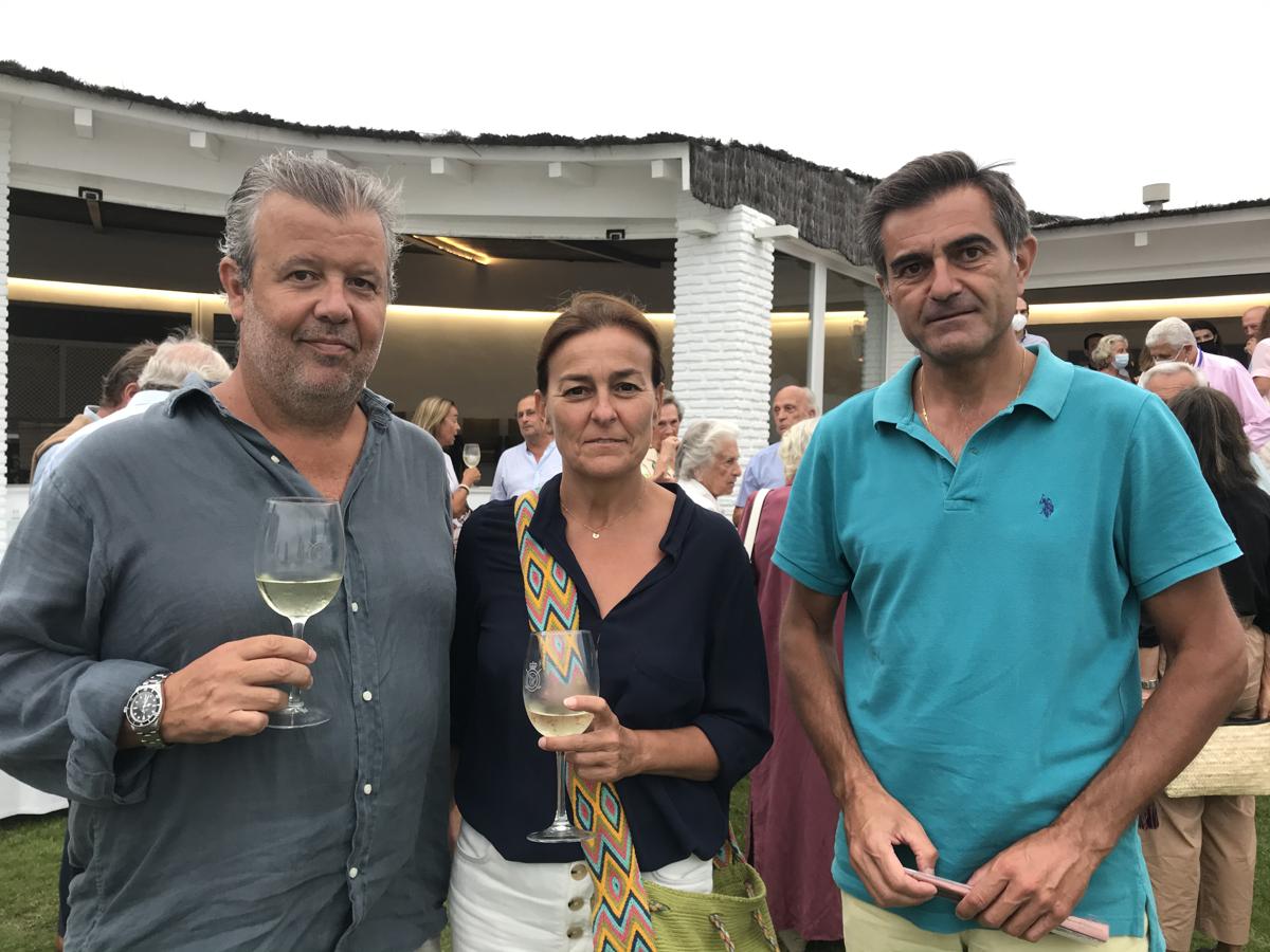 Carlos González-Gordon, Ángela Morán y Álvaro López-Cubero.. 