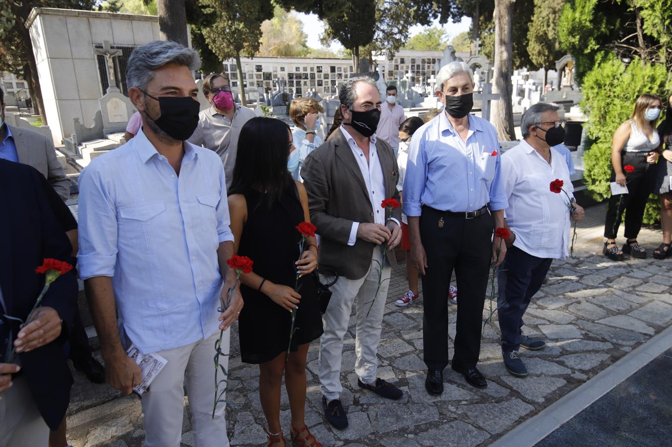 El homenaje a Manolete en el 74 aniversario de su muerte, en imágenes