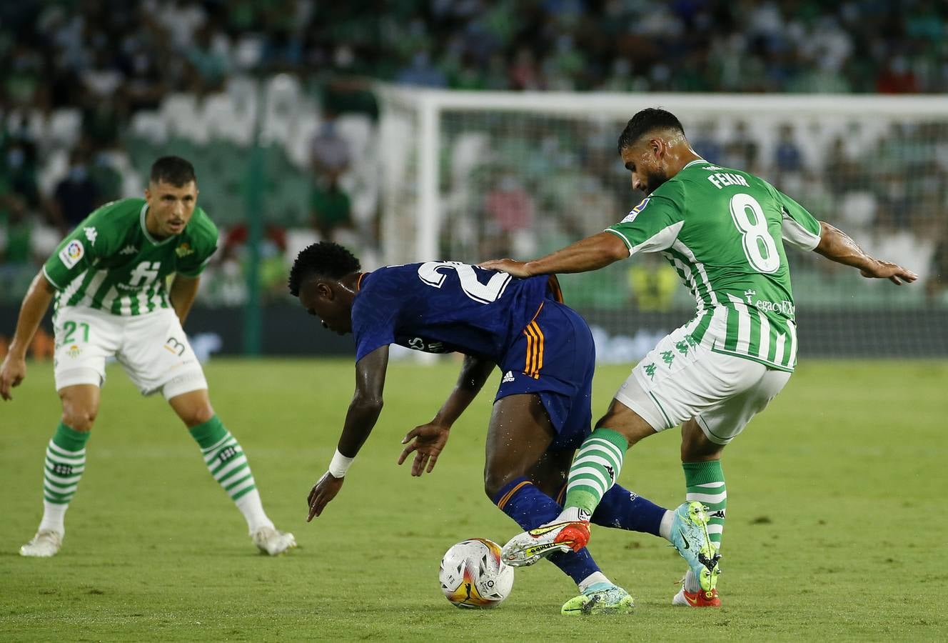 Partido entre el Real Betis y el Real Madrid disputado en el Benito Villamarín