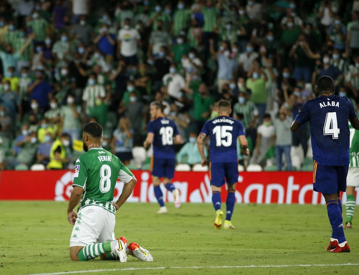 Partido entre el Real Betis y el Real Madrid disputado en el Benito Villamarín