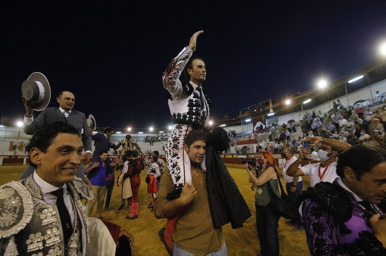 La feria taurina de Cabra, en imágenes