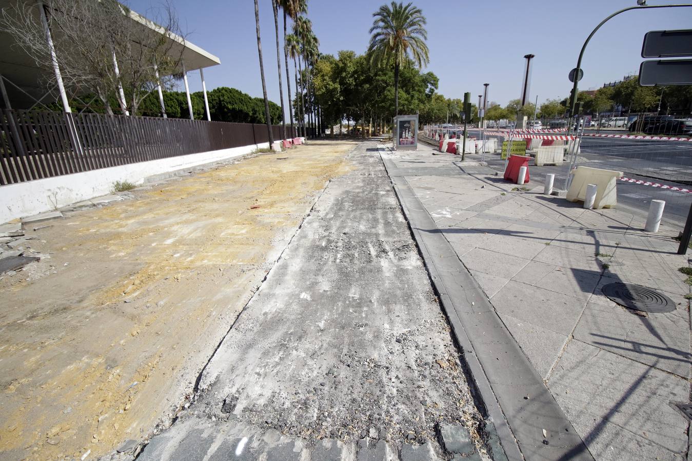 Obras en la avenida de la Cruz Roja y Torneo que se encontrarán los sevillanos a la vuelta de las vacaciones