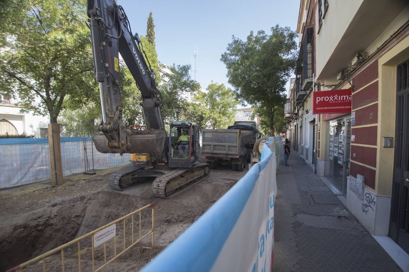 Obras en la avenida de la Cruz Roja y Torneo que se encontrarán los sevillanos a la vuelta de las vacaciones