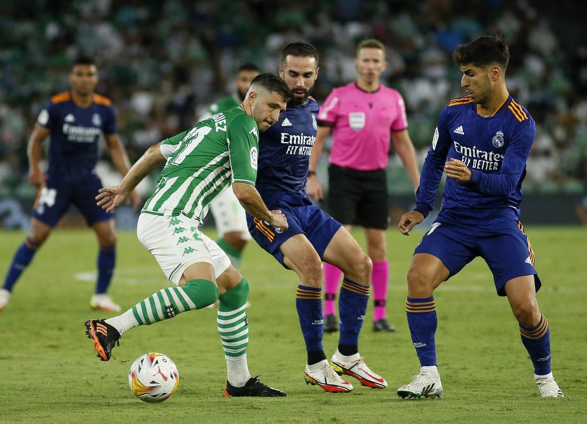 Partido entre el Real Betis y el Real Madrid disputado en el Benito Villamarín