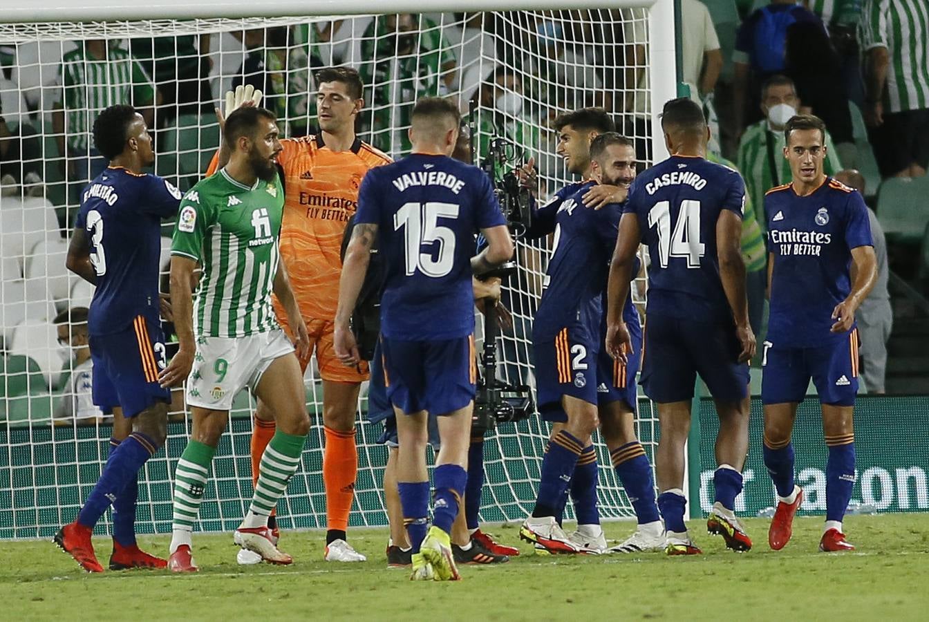 Partido entre el Real Betis y el Real Madrid disputado en el Benito Villamarín