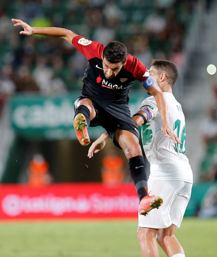 artido entre el Elche y el Sevilla disputado en el Martínez Valero