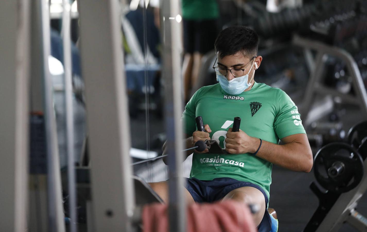 La vuelta a los gimnasios de Córdoba, en imágenes