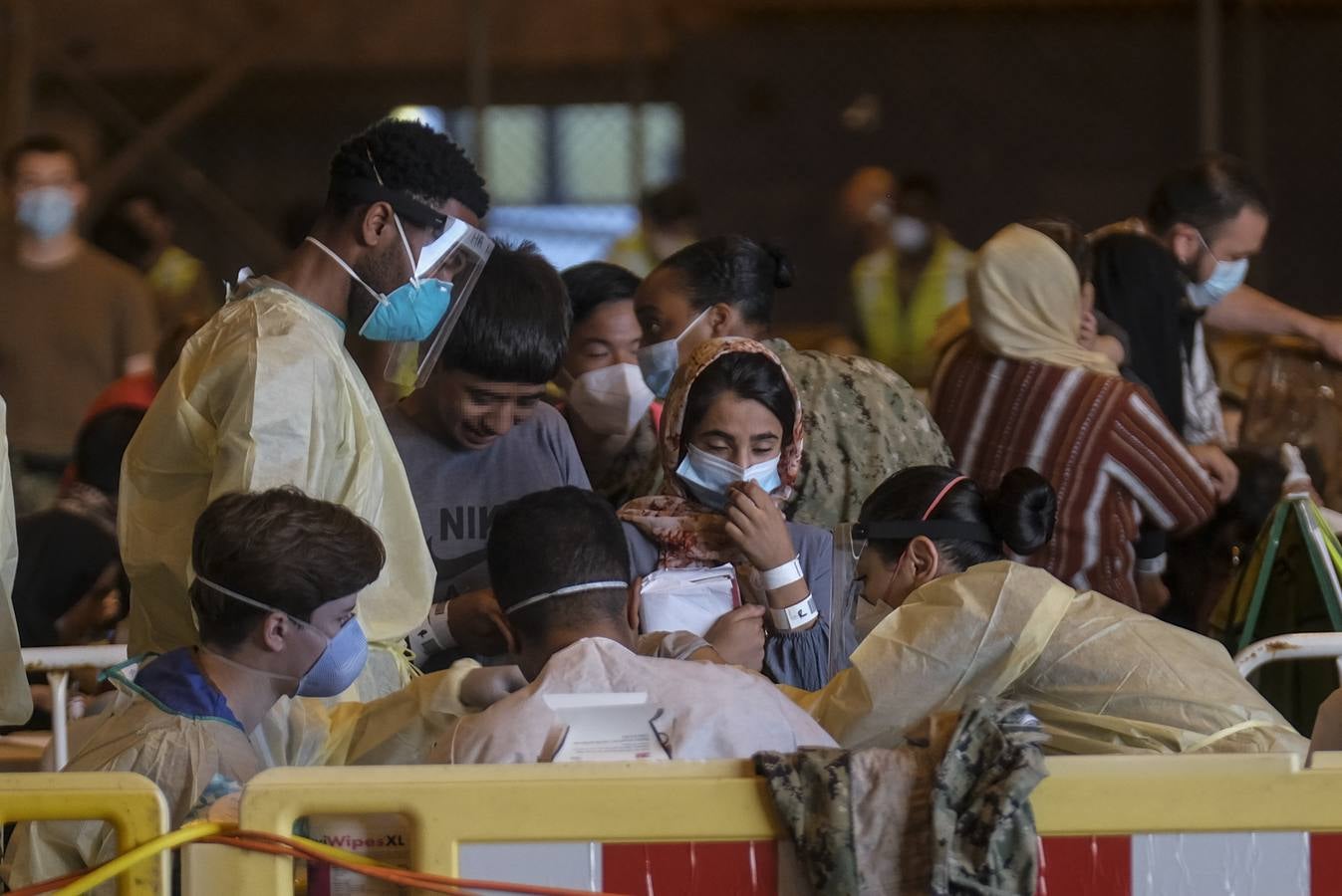 FOTOS: Así viven los refugiados afganos en la Base Naval de Rota