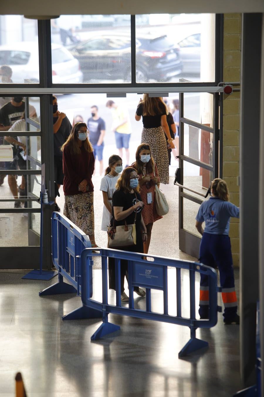 Vacunación exprés Covid en Córdoba para los rezagados, en imágenes