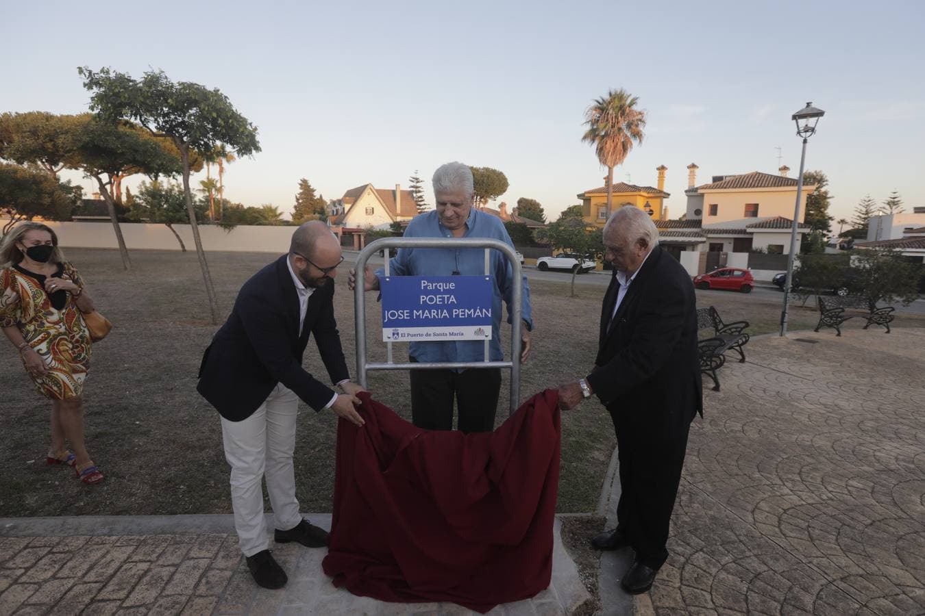 FOTOS: Así ha sido la inauguración del parque Poeta José María Pemán en El Puerto