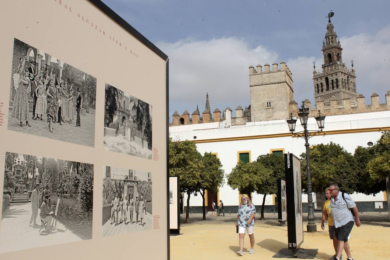 Exposición fotográfica que conmemora el 90 aniversario de la cesión del Real Alcázar a la ciudad