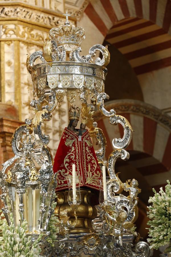 La misa en honor a la Virgen de la Fuensanta de Córdoba, en imágenes