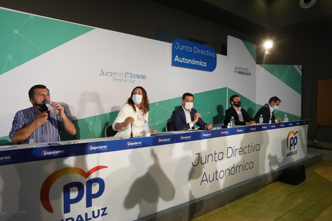 En imágenes: Juanma Moreno preside la Junta Directiva Autonómica del PP Andaluz