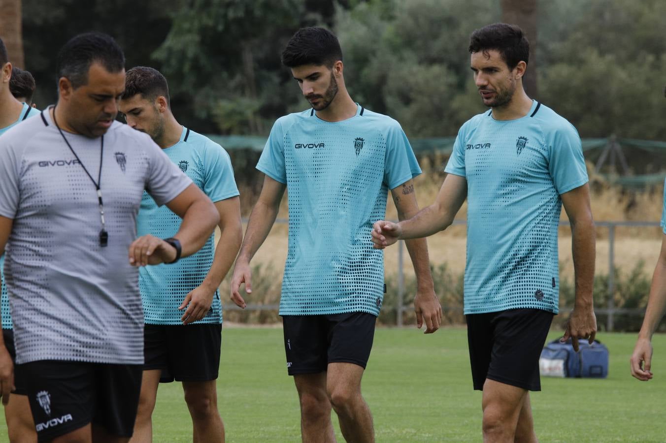 El entrenamiento del Córdoba CF en la festividad de la Virgen de la Fuensanta, en imágenes