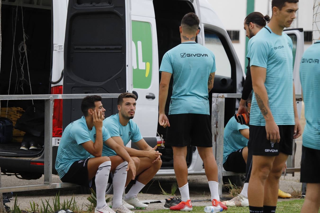 El entrenamiento del Córdoba CF en la festividad de la Virgen de la Fuensanta, en imágenes