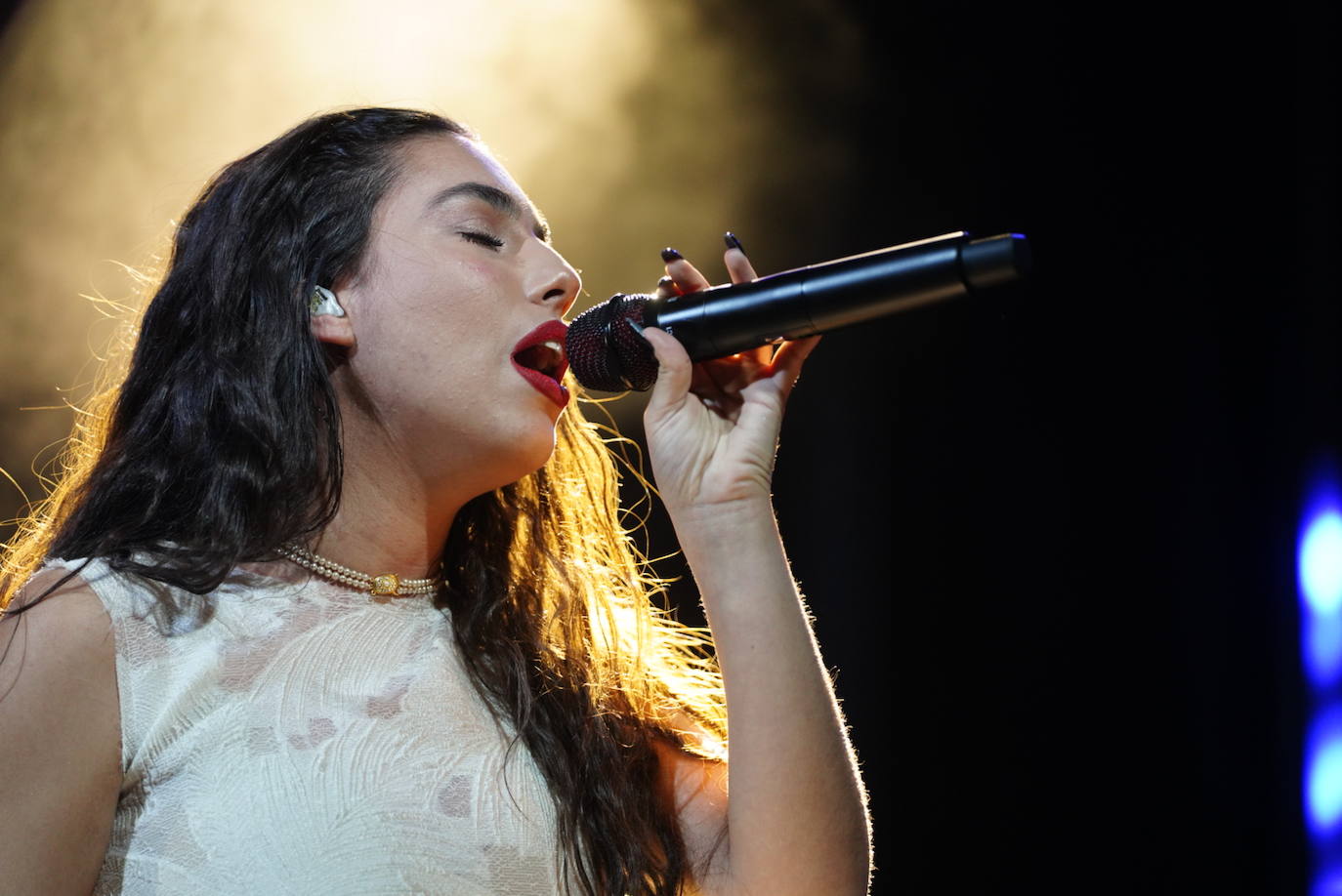 En imágenes, el concierto de María José Llergo en Pozoblanco