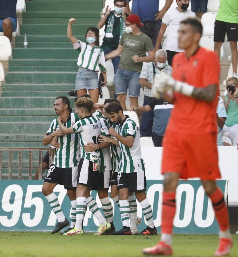 Las mejores imágenes del Córdoba CF - Cádiz B