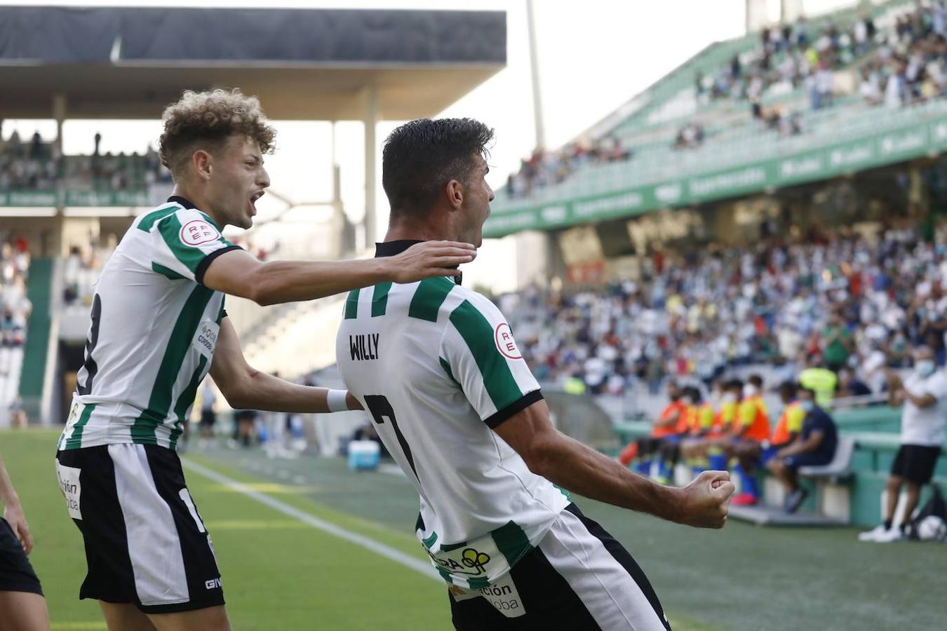 Las mejores imágenes del Córdoba CF - Cádiz B