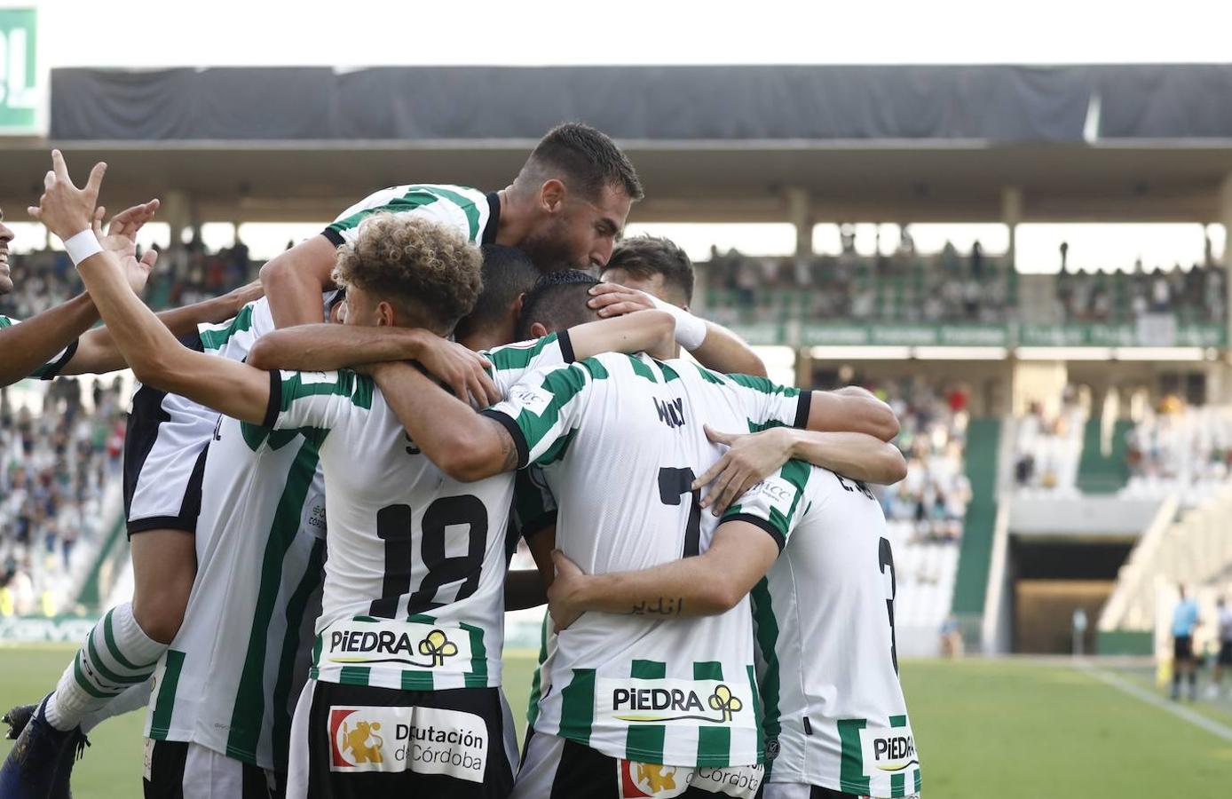 Las mejores imágenes del Córdoba CF - Cádiz B