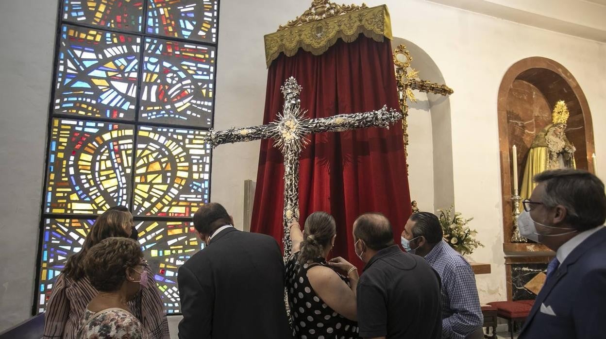 La Cruz del Señor de los Reyes de Córdoba, en imágenes