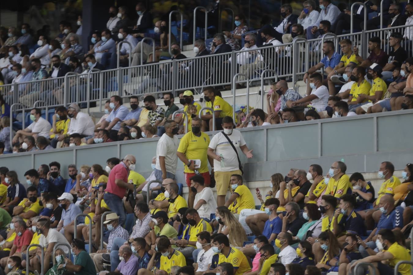 Búscate en el partido del Cádiz CF vs Real Sociedad