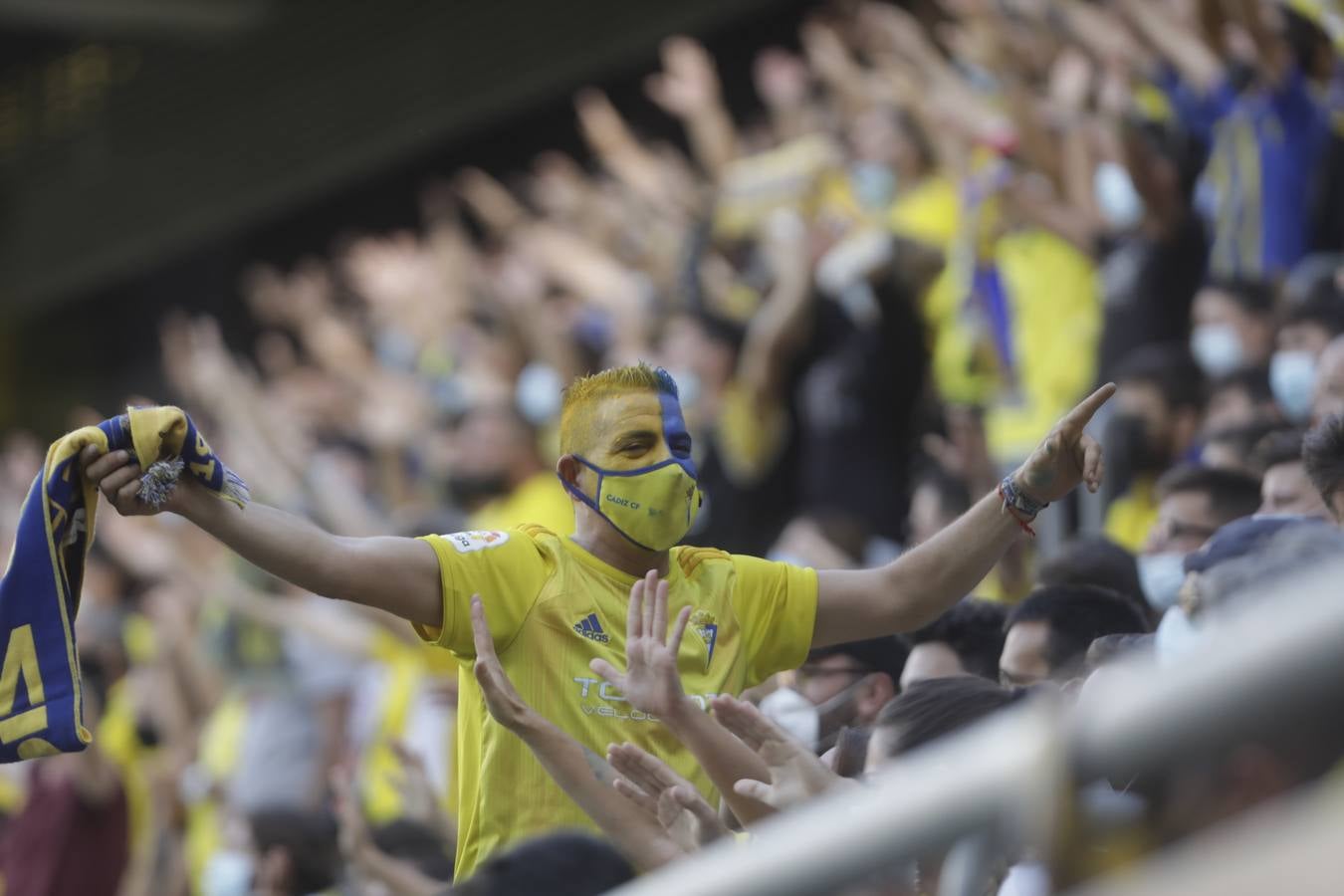 Búscate en el partido del Cádiz CF vs Real Sociedad