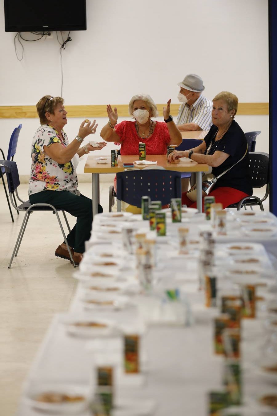 En imágenes , la reapertura de los centros de mayores de Córdoba