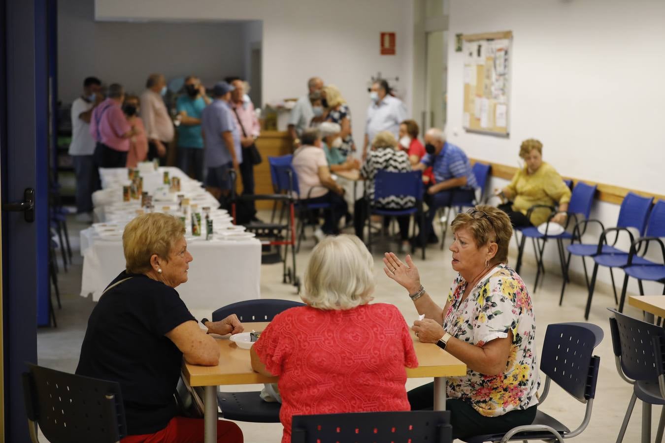 En imágenes , la reapertura de los centros de mayores de Córdoba