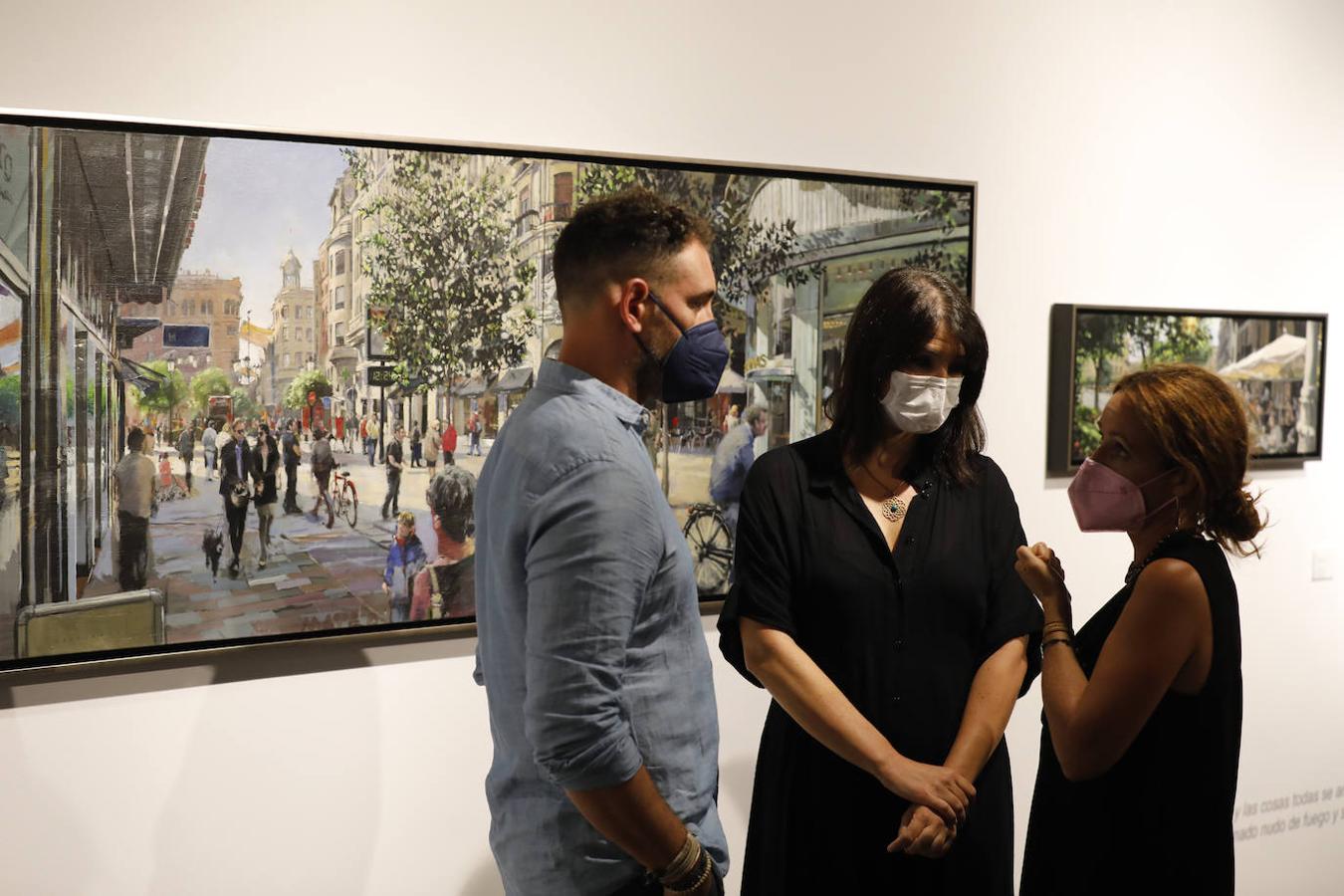 La exposición de Javier Bassecourt sobre la plaza de las Tendillas de Córdoba, en imágenes