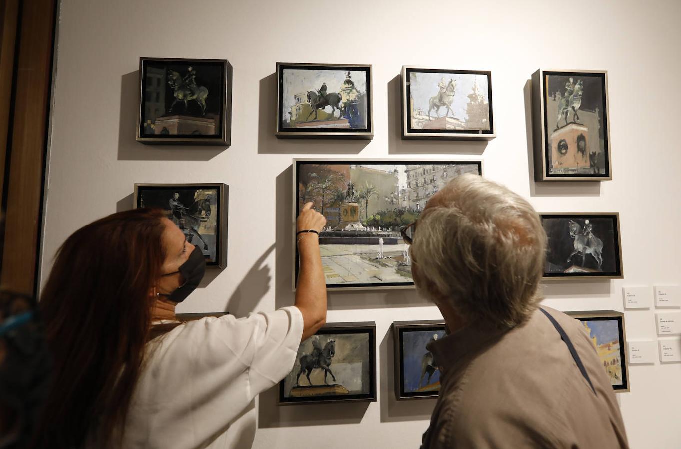 La exposición de Javier Bassecourt sobre la plaza de las Tendillas de Córdoba, en imágenes