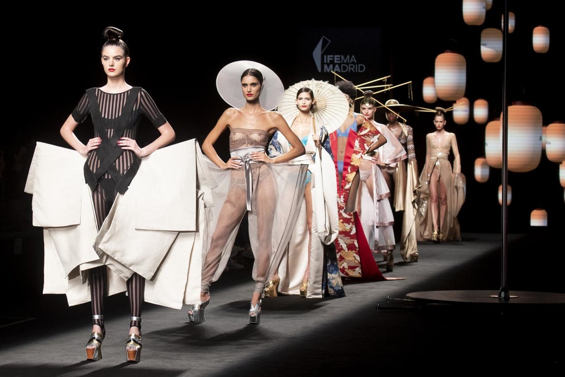 Andres Sarda primavera/verano 2022. 