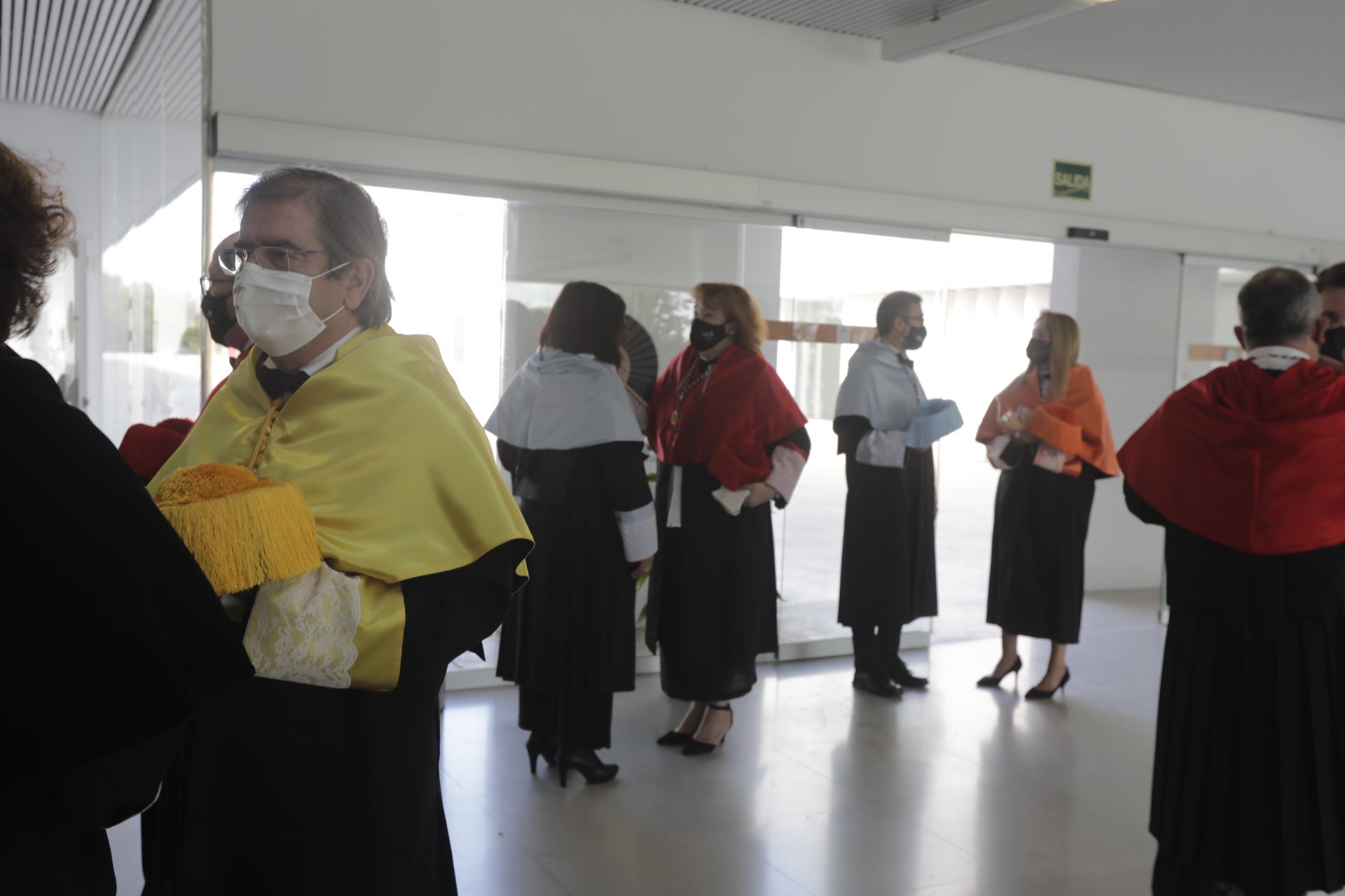 En imágenes: Así ha sido la investidura de Soledad Becerril y María Izquierdo como doctoras Honoris Causa de la Universidad de Cádiz