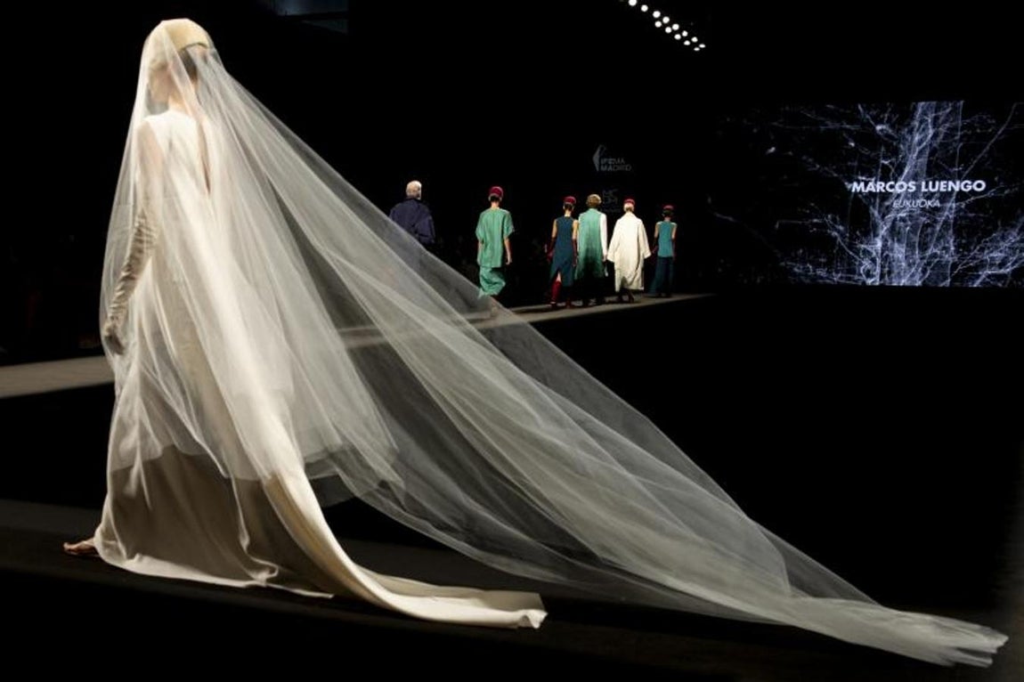 Traje de novia de la colección de Marcos Luengo. 