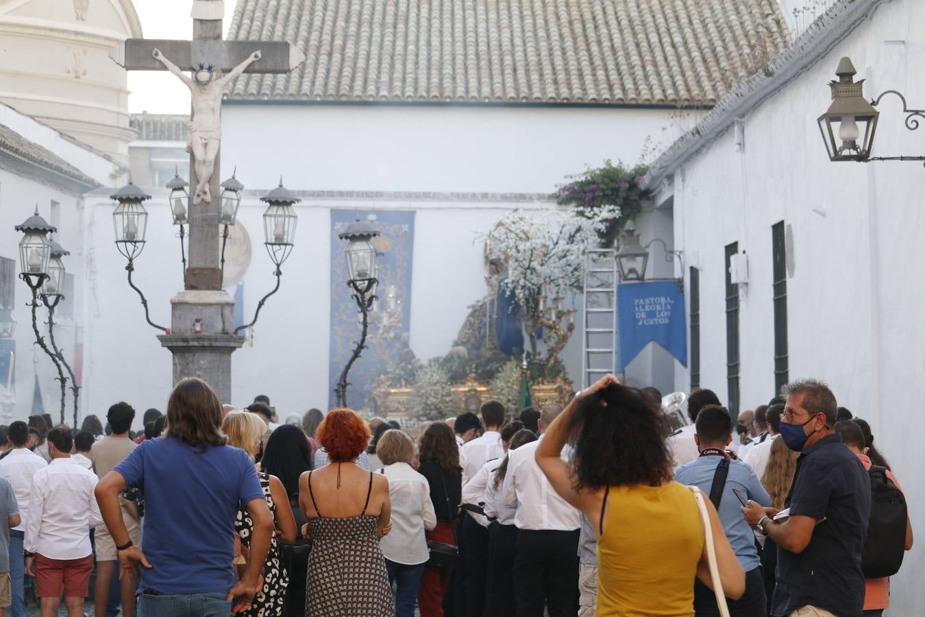 La procesión de la Divina Pastora de Córdoba, en imágenes