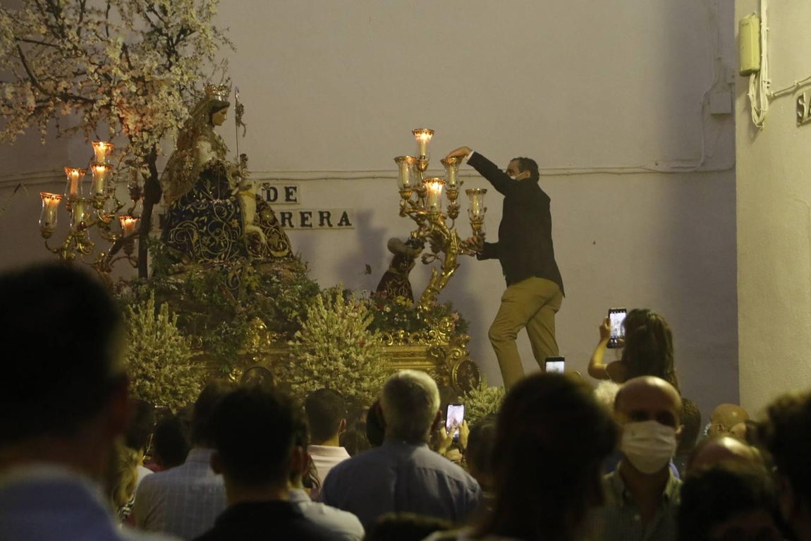 La procesión de la Divina Pastora de Córdoba, en imágenes